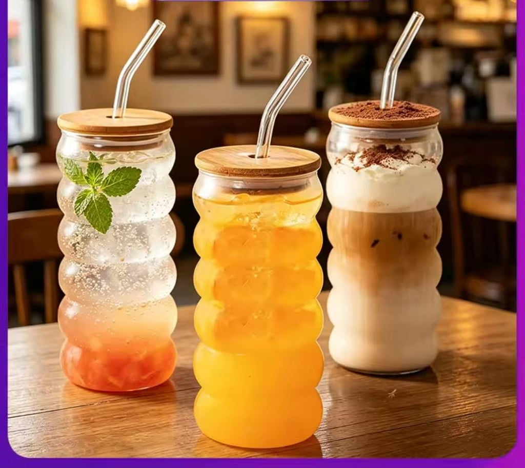 Portable smoothie jar with straw