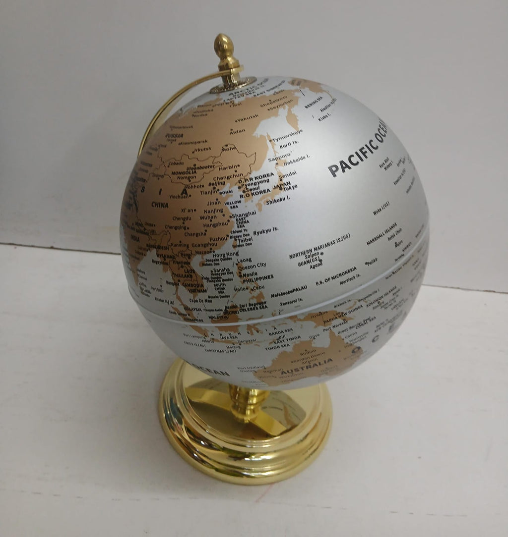 ROTATING GLOBE WORLD MAP